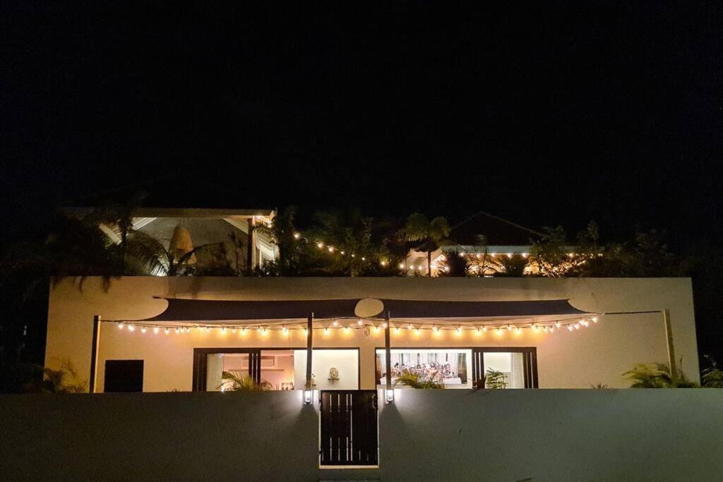 Boutique Appartment 4P With Private Pool, Near Jan Thiel & Mambo Beach Willemstad Ngoại thất bức ảnh